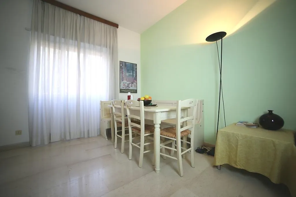 Affittacamere Eur Arcobaleno 0*, Rome