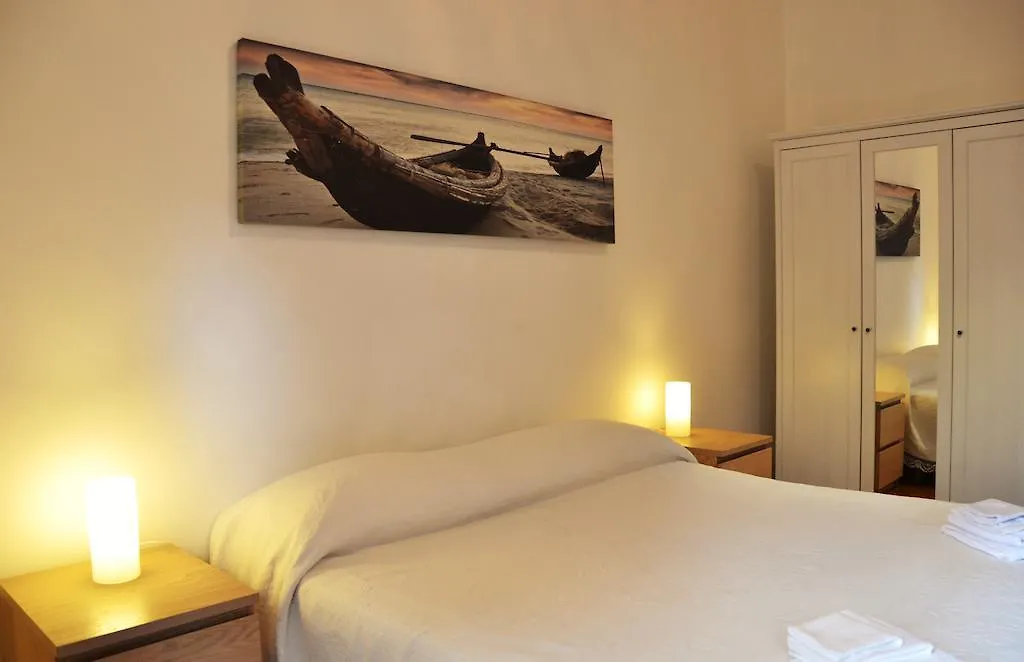 Guest house Affittacamere Eur Arcobaleno Italy